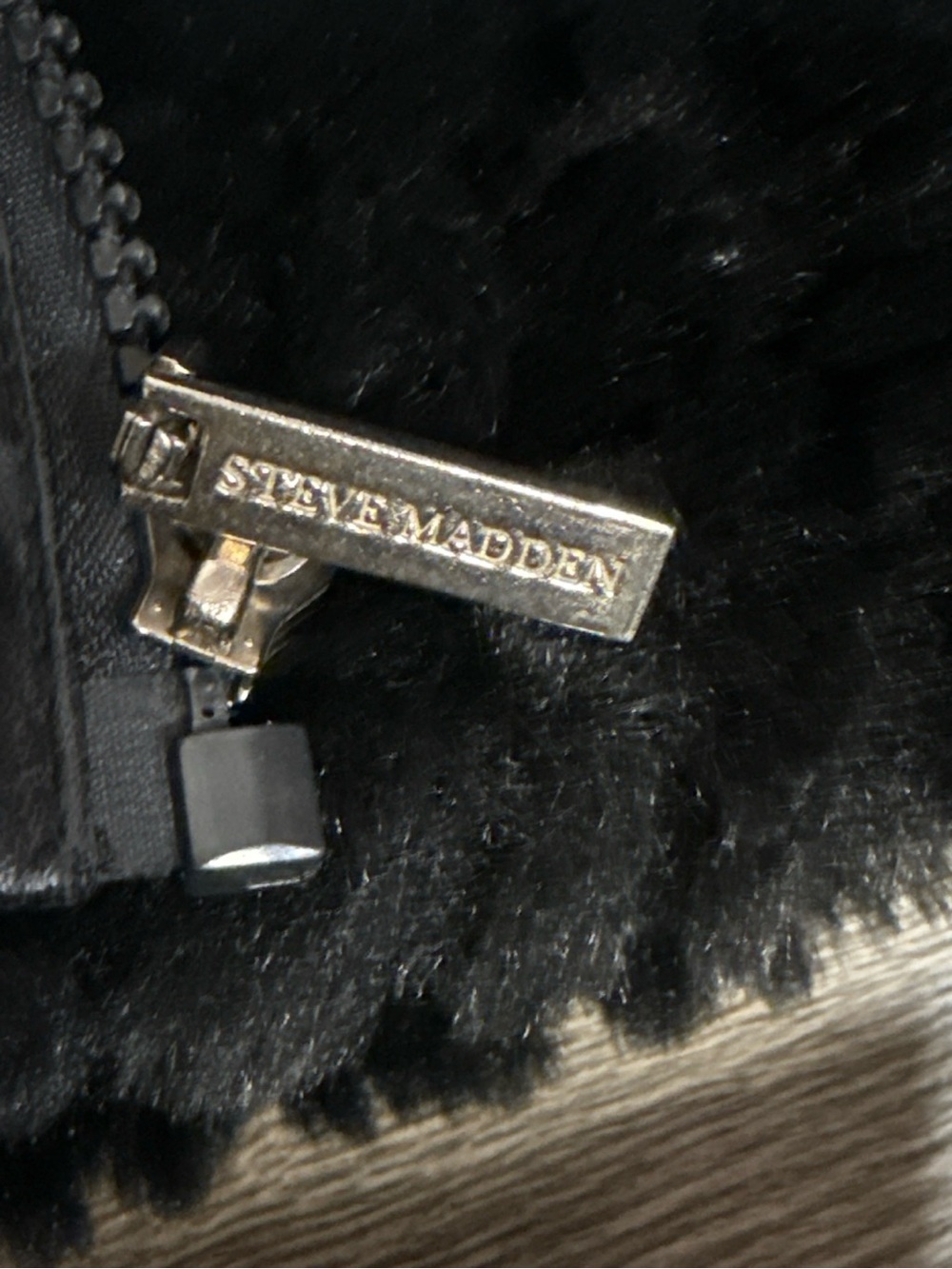 Steve Madden Black Faux Fur Hooded Jacket XL Plush Teddy Zip Winter Coat - Picture 9 of 11